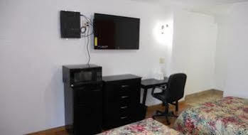 Knights Inn Harrisonville Esterno foto