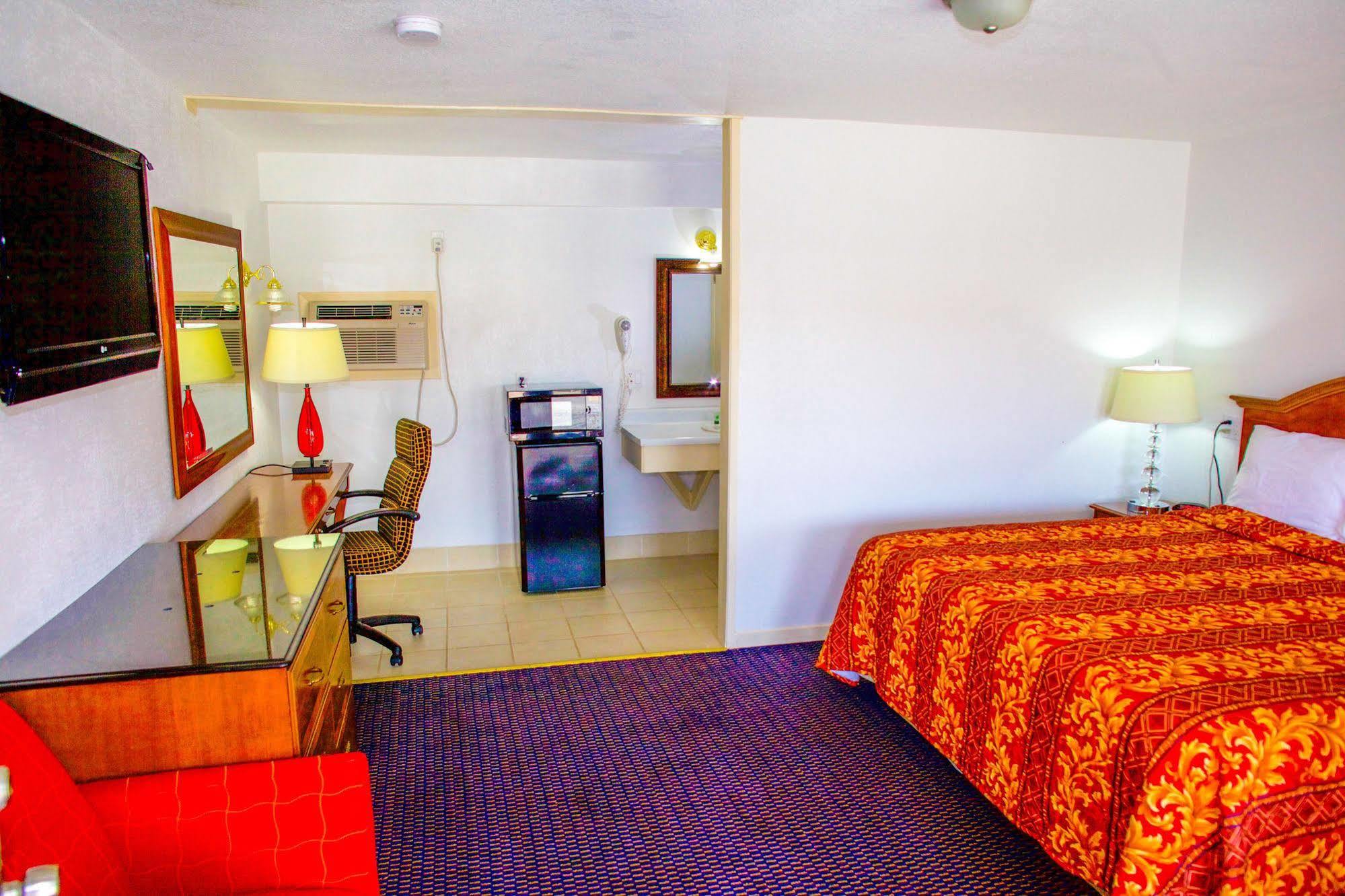 Knights Inn Harrisonville Esterno foto